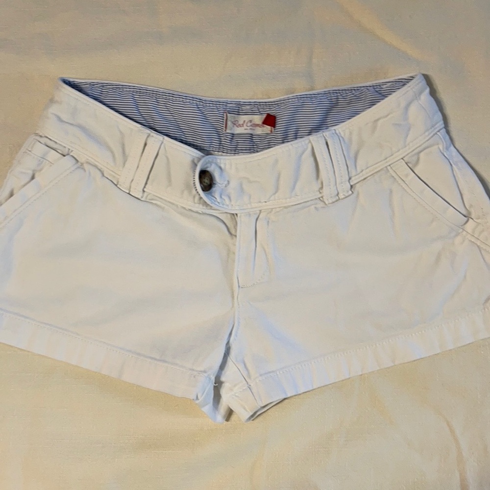 Red Camel Shorts, White - Size 3